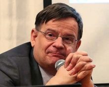 В Латвии во время чтения лекции задержан российский кореевед Андрей Ланьков