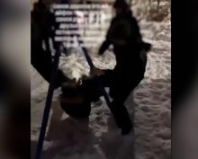 Десятки подростков в балаклавах безпричинно нападали на жителей Мытищ