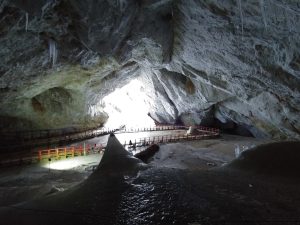 Пещера в Румынии