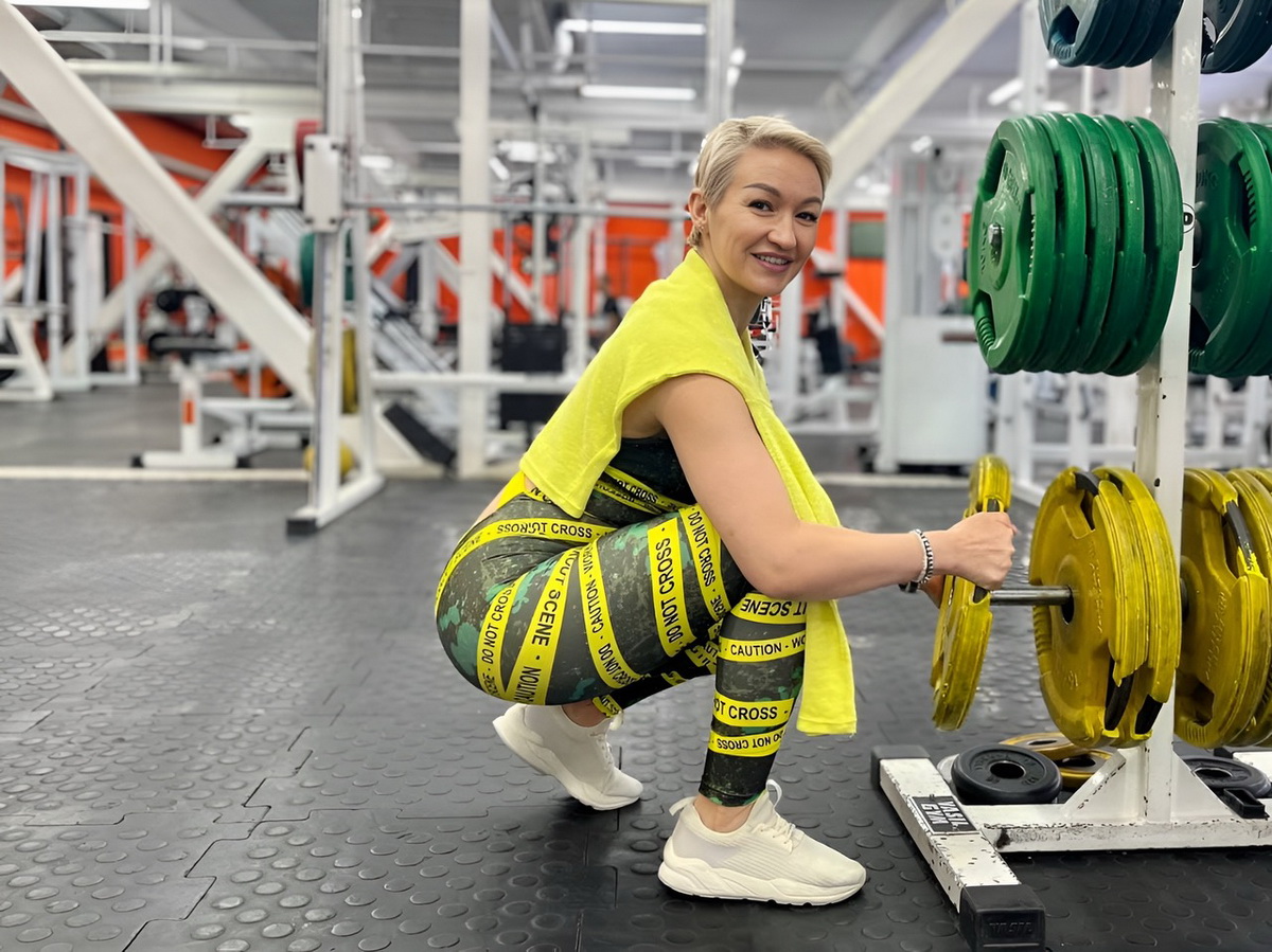 Как тренироваться после 50, чтобы сохранить силу и не навредить. Интервью с Мариной Цветаевой