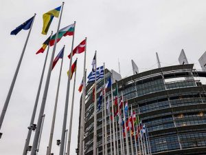 Парламент Венгрии принял резолюцию против членства Украины в ЕС 
