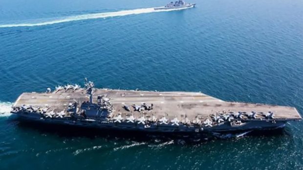 Иран ударил по авианосцу США «Авраам Линкольн», показав видео атаки