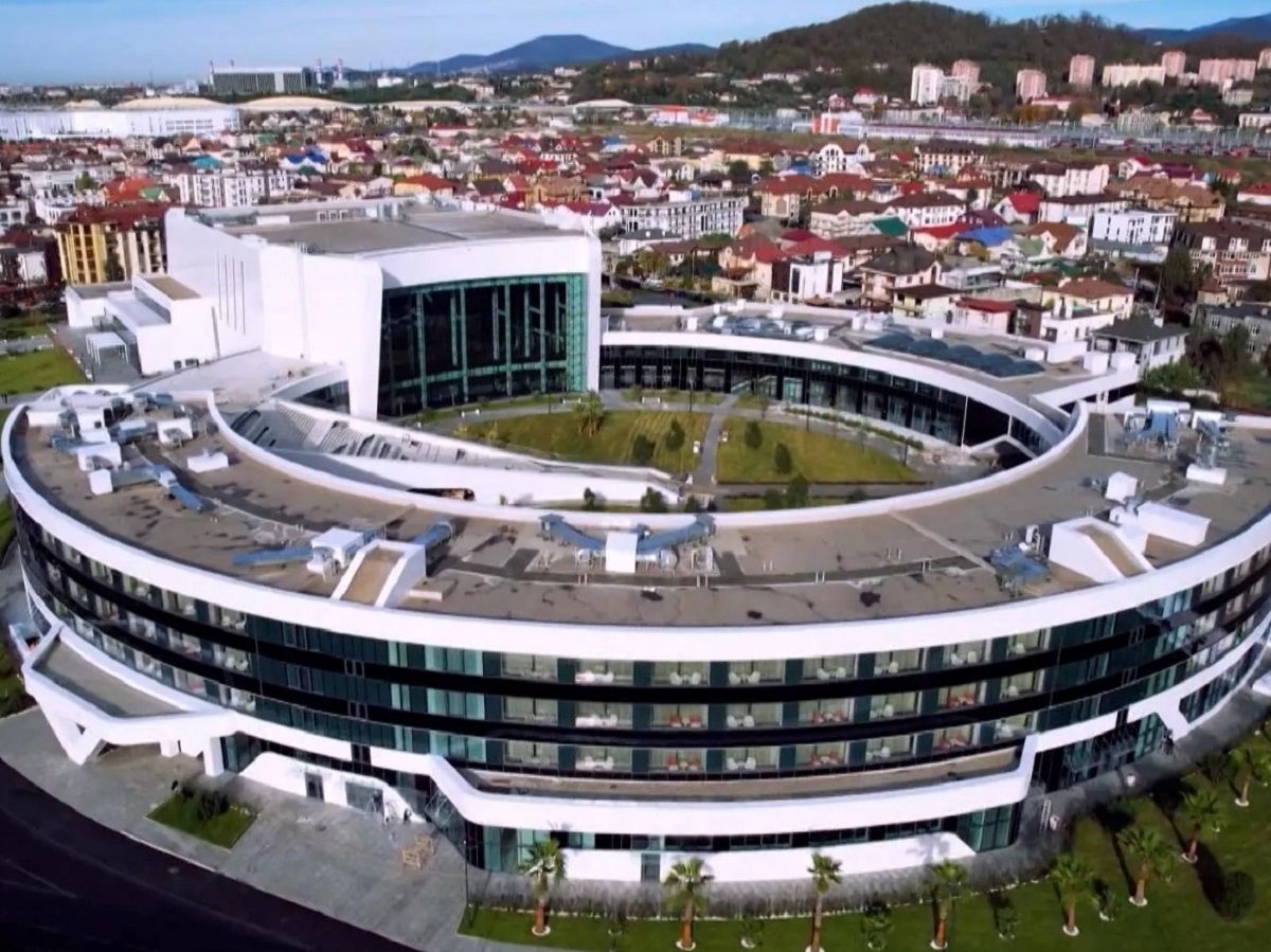 При строительстве «Центра Алины Кабаевой» в Сочи подрядчики украли 8 млрд рублей