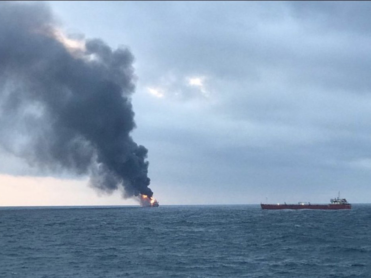 неизвестные дроны атаковали турецкий танкер в Черном море