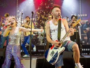 «Самоцензура»: в России певцы начали удалять треки с музыкальных площадок