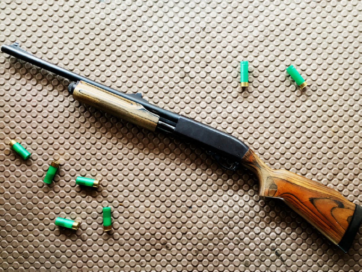 В Забайкалье мужчина расстрелял троих человек, а после покончил с собой