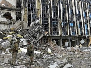 Киев забился в бункерах: на Украине ждут третий удар российского Орешника