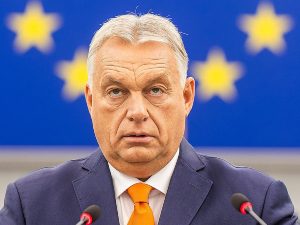 ЕС не доверяет: Польша обвинила Венгрию в шпионаже в пользу Кремля