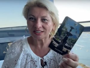 Анжела Перл