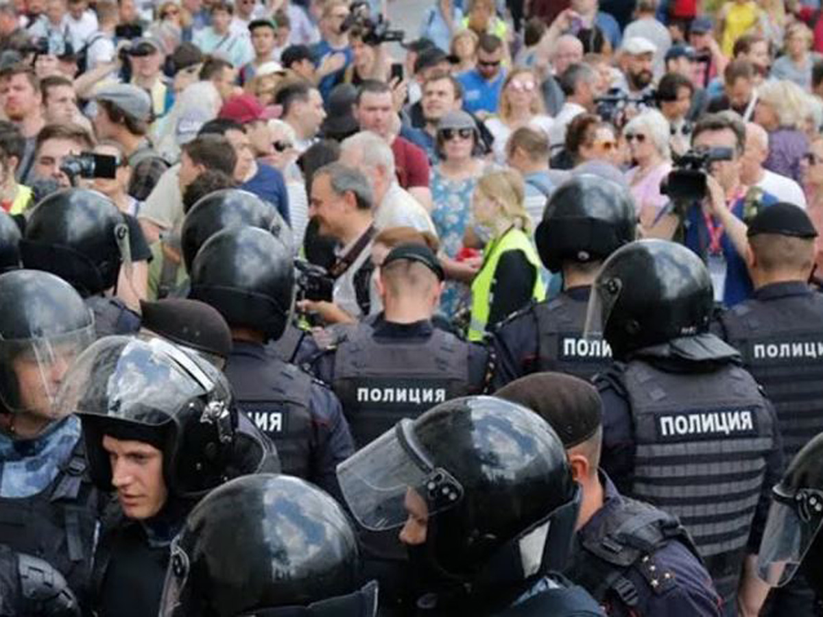 Полиция митинг