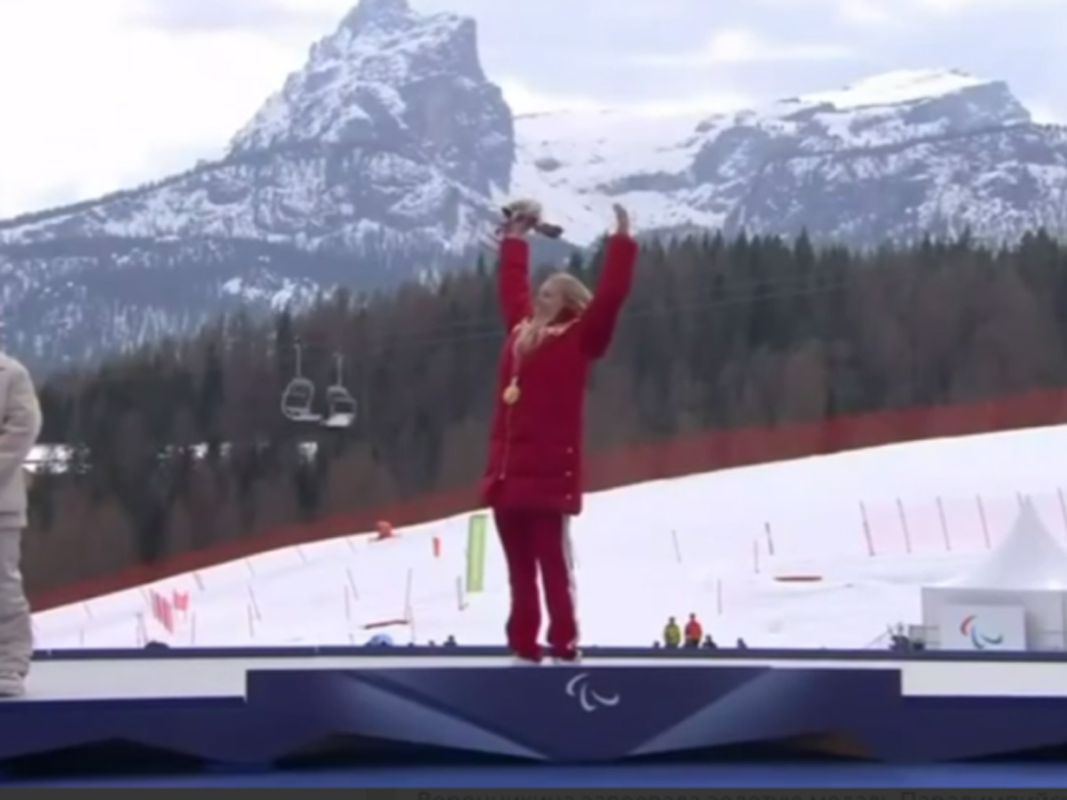 Россия выиграла первое золото Паралимпиады в горных лыжах