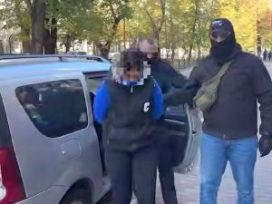 «Сняла лица летчиков»: агента Киева, следившую за военными ВС РФ, задержали в Крыму