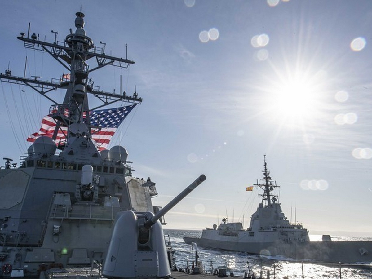 эсминцы США