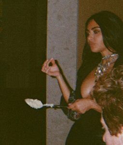 Ким Кардашьян