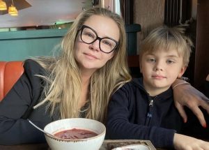 Миронова с сыном