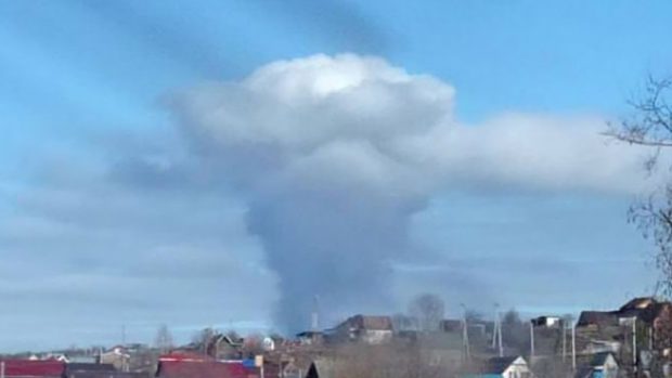 Обмен ударами на фоне переговоров: взрыв в Перми и пожары в Одессе