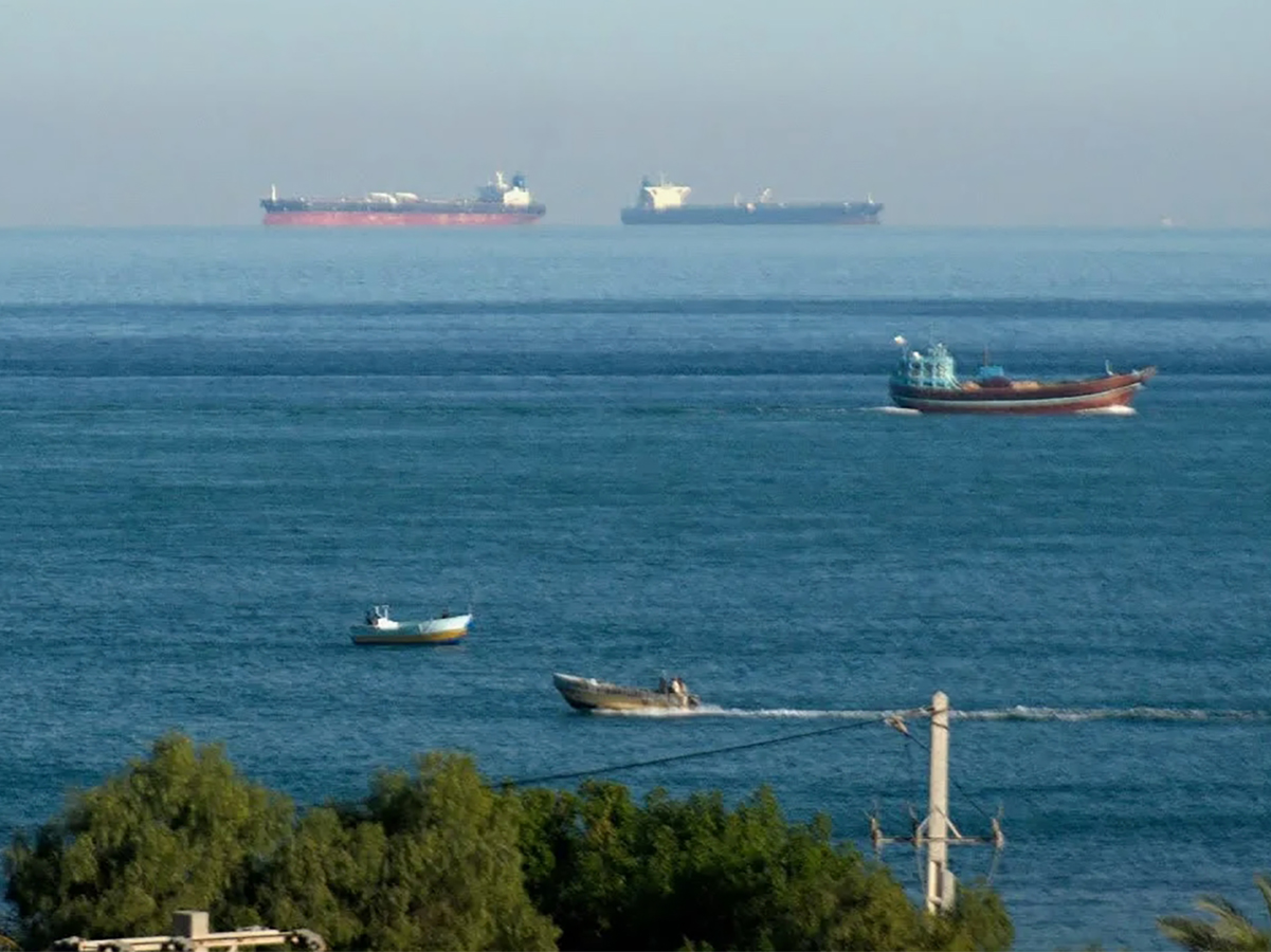 Ормузский пролив