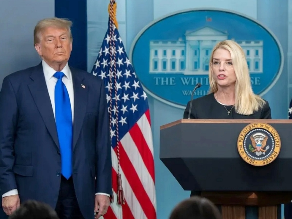 «Не осталось шанса на споры»: чистка кадров в окружении Трампа продолжается