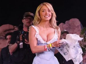 Сидни Суини