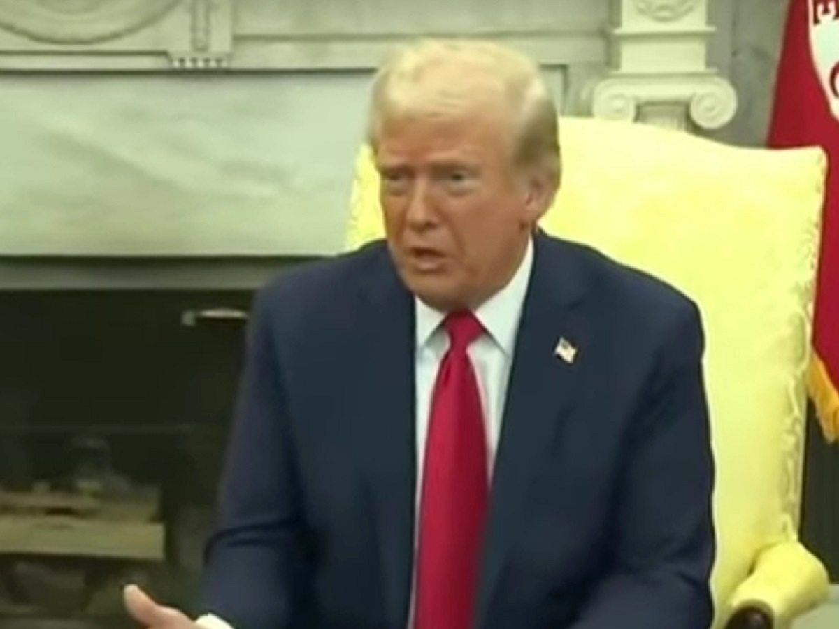 «Это напоминает деменцию»: бывшие сторонники Трампа сравнили его с «безумным королем» Георгом III