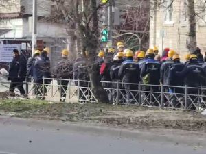 В Хабаровском крае спецназ оцепил городок протестующих китайских рабочих