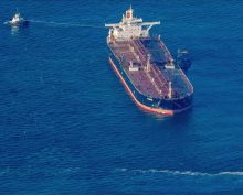 Азиатские страны скупают нефть у России на фоне снятия санкций США