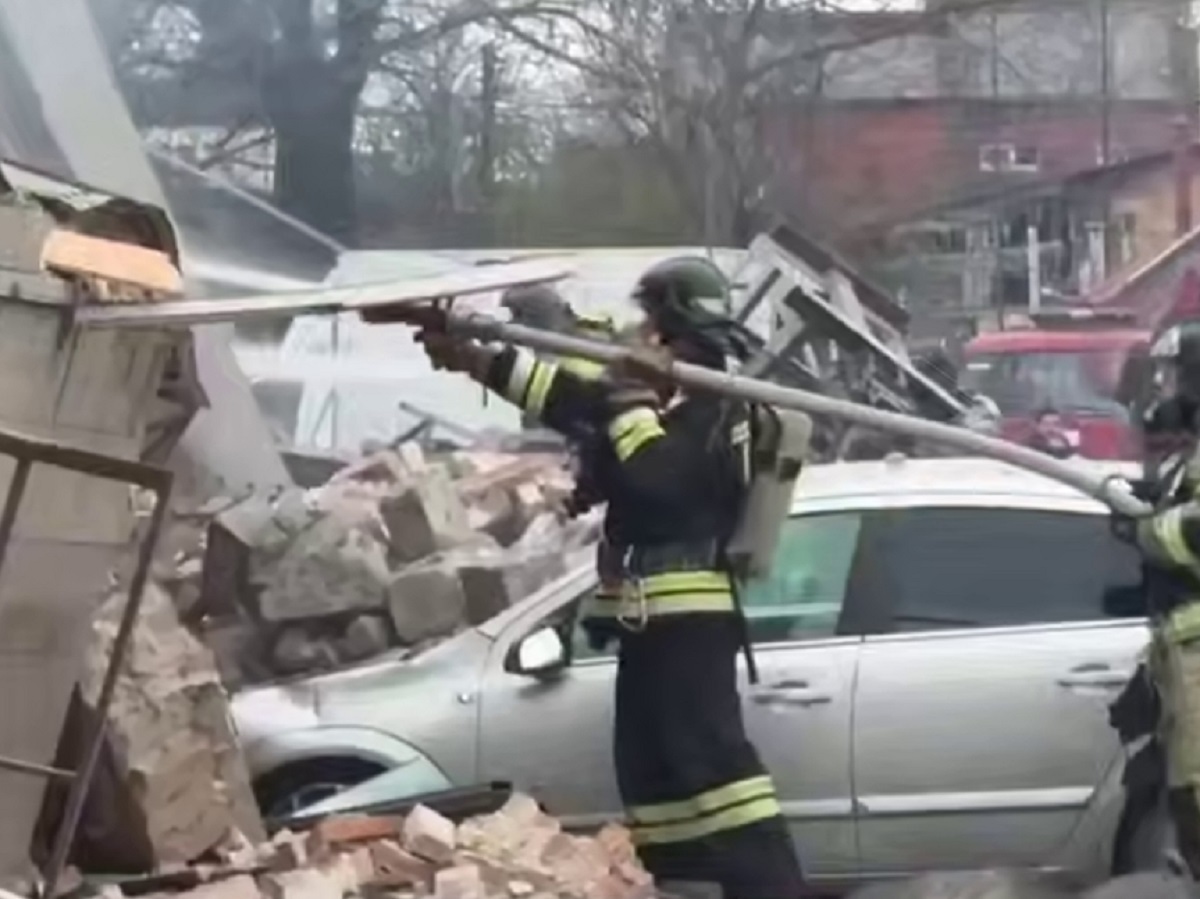 Мощный взрыв на складе пиротехники во Владикавказе: 2 человека погибли, 14 – пострадали