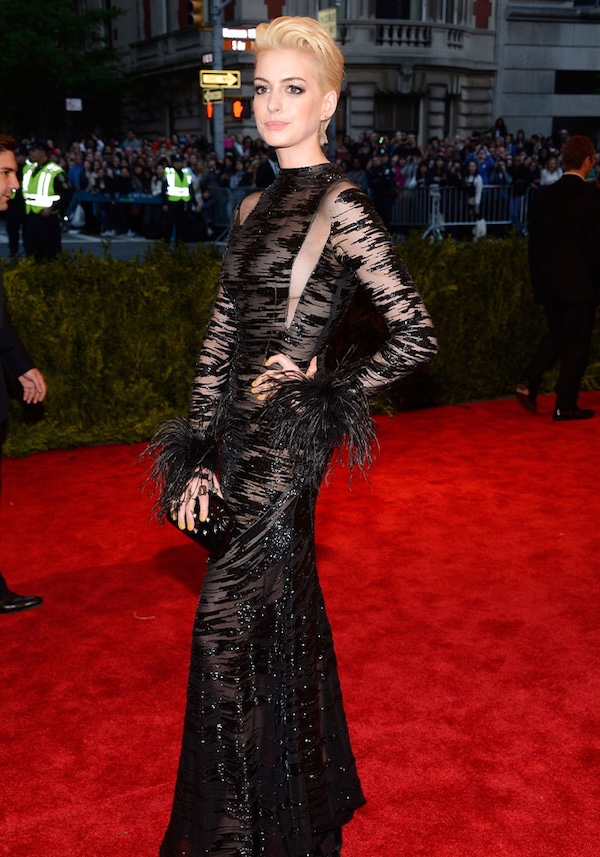 Самые откровенные образы с Met Gala, которые обсуждали в Сети по самым неожиданным причинам