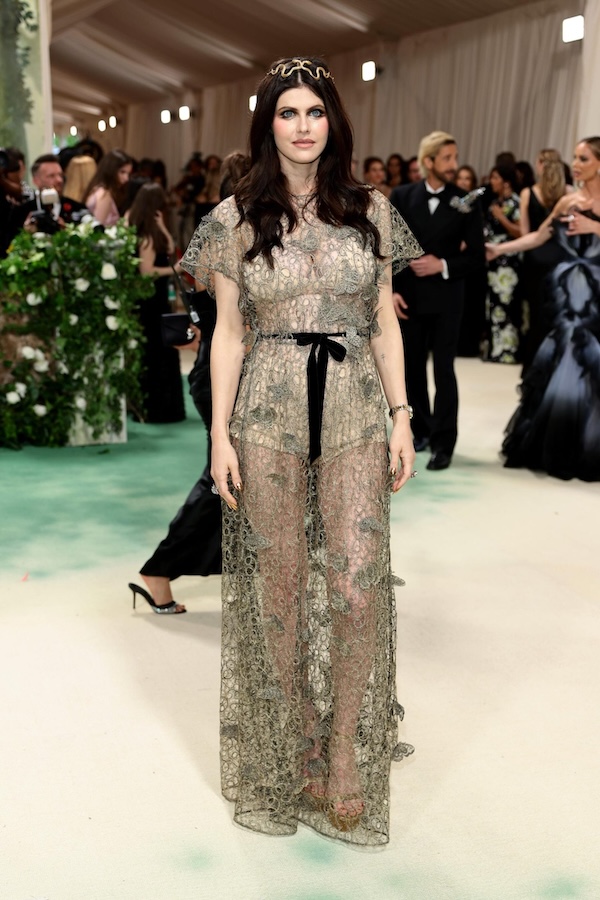 Самые откровенные образы с Met Gala, которые обсуждали в Сети по самым неожиданным причинам