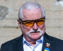 Экс-глава Польши Валенса снял с груди украинский флаг и отказался поддерживать Зеленского