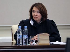судья Хахалева
