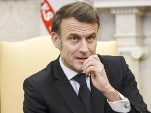 Макрон на саммите накричал на людей