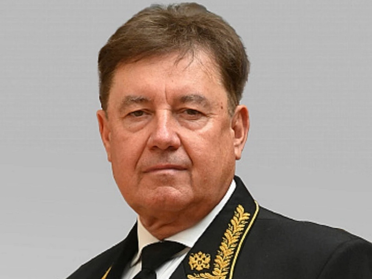 Момотов