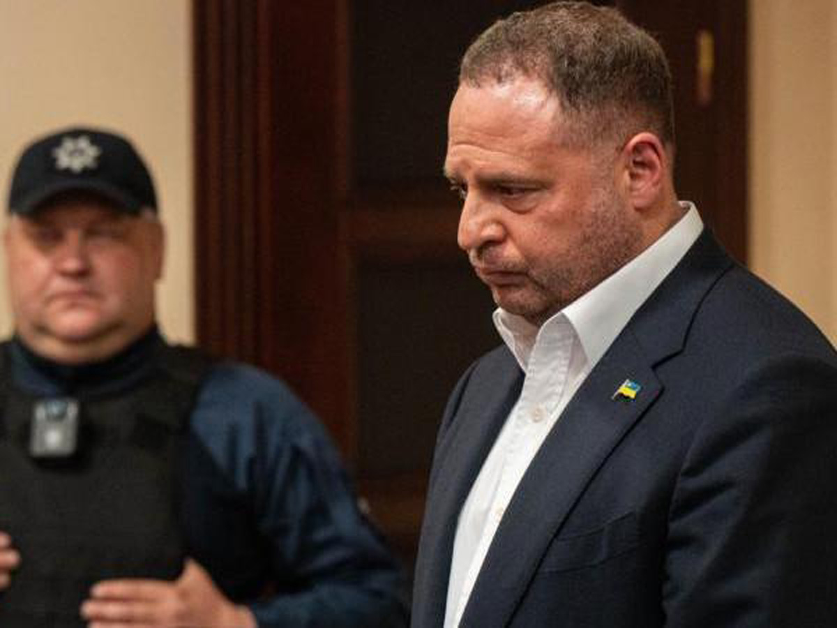 Ермак не смог выйти из СИЗО под залог, он проведет ночь в платной камере