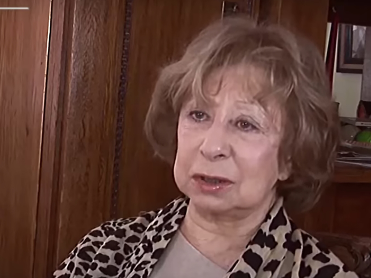 Ахежэакова
