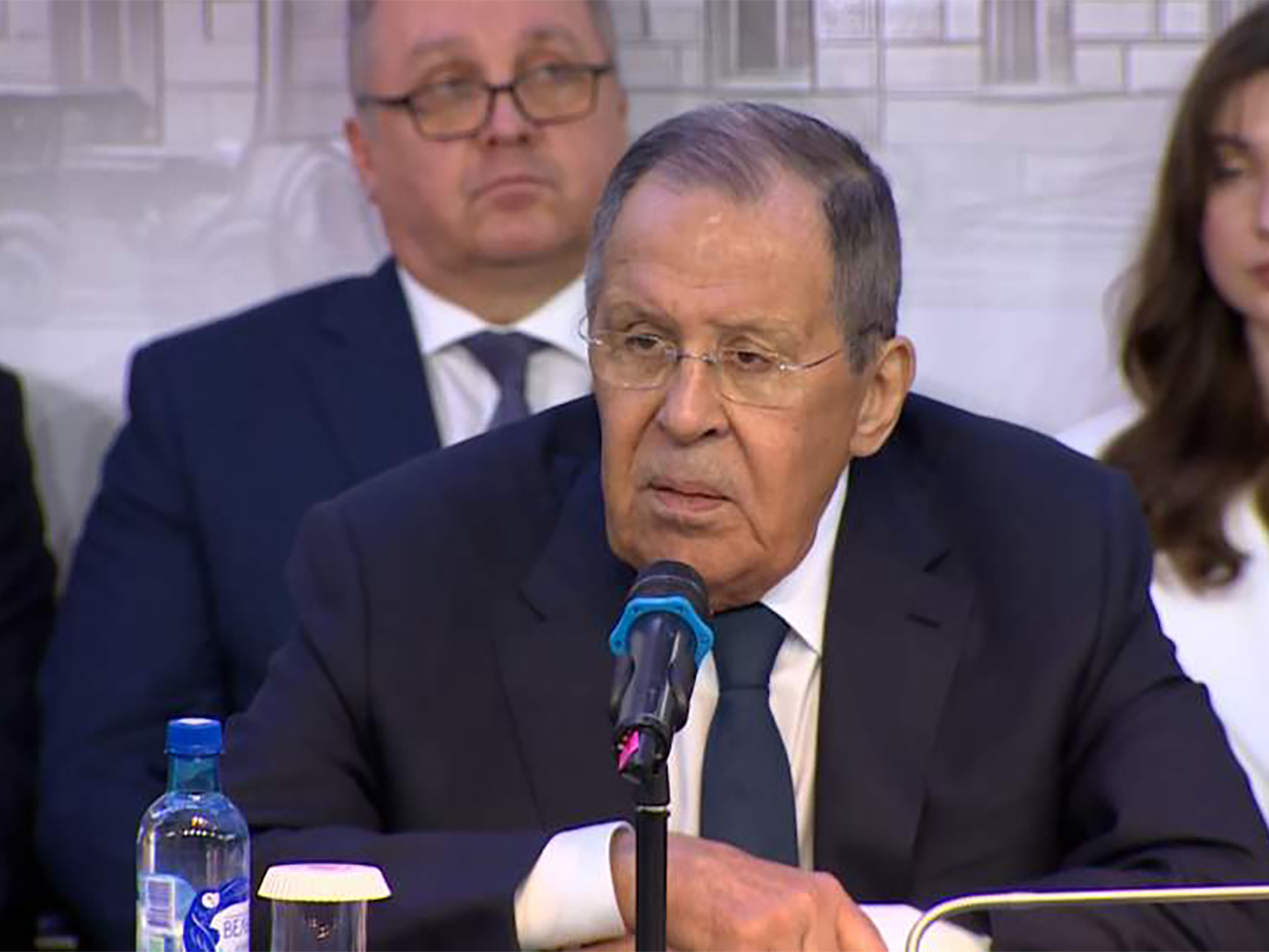 Лавров