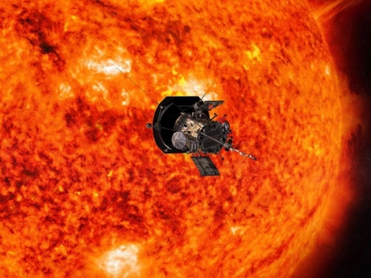 зонда NASA Parker у Солнца