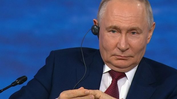 «Работайте, братья!»: Путин жестко ответил на «хамское» письмо Зеленского 