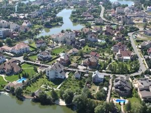 Впервые с начала СВО атаки ВС РФ достигли посёлка украинской элиты в районе Кончи-Заспы