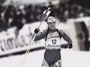 Олимпийская чемпионка по биатлону Куклева умерла в возрасте 53 лет