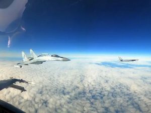 Су-35 и F-16