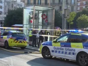 В метро Барселоны при пожаре отравились дымом 137 человек