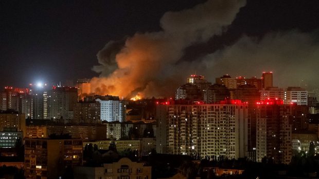 «В Киеве ад»: за 53 минуты на столицу обрушились 44 ракеты