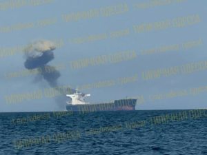 Удары по судам в Одессе