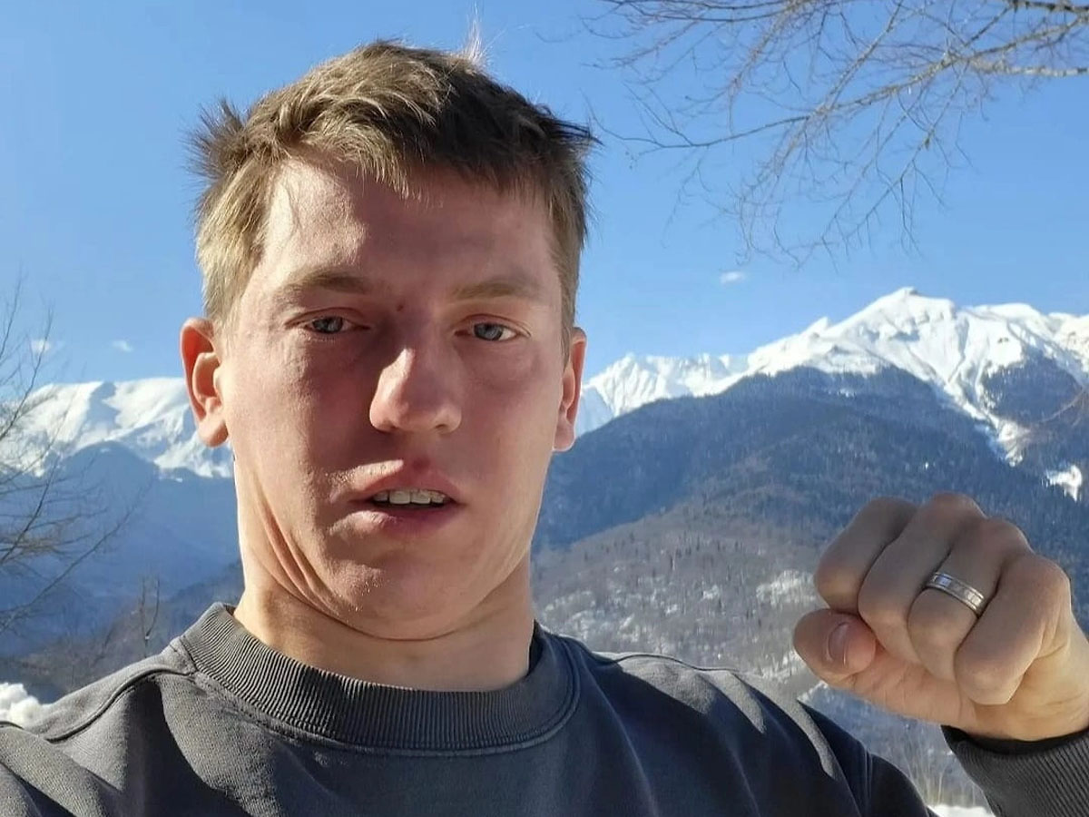 Mash: комик Алексей Щербаков приостановил карьеру на фоне массовых отмен концертов