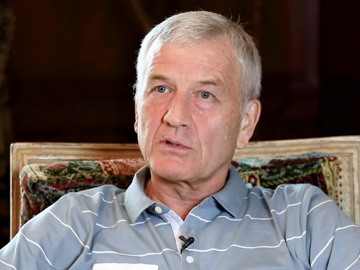 Петров