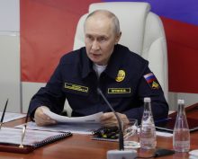 Путина на крейсере 