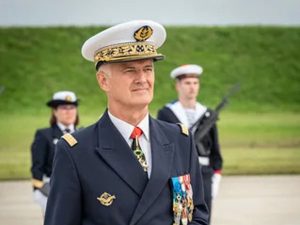 В Пиренеях погиб французский вице-адмирал эскадры Оливье Лебас