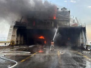 İHA: ВСУ атаковали в Черном море турецкое судно, пострадали моряки