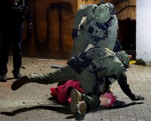 в США задержали запросившую убежище россиянку